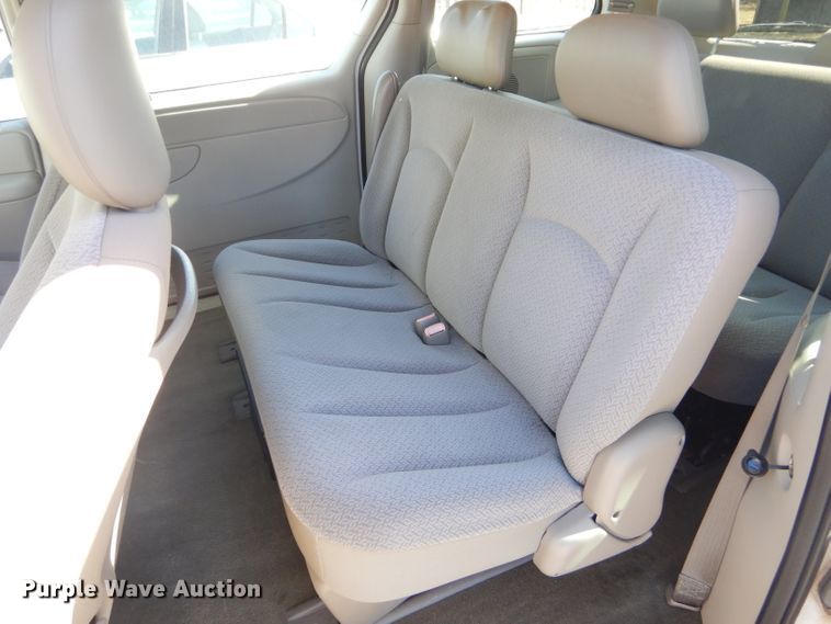 image for item GG9740 2006 Dodge Caravan van