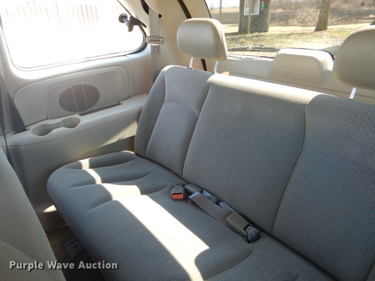 image for item GG9740 2006 Dodge Caravan van