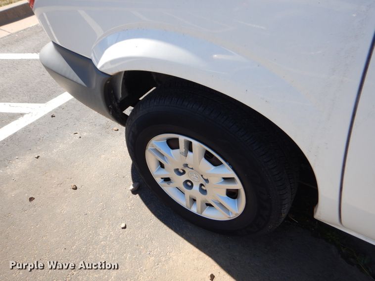 image for item GG9740 2006 Dodge Caravan van