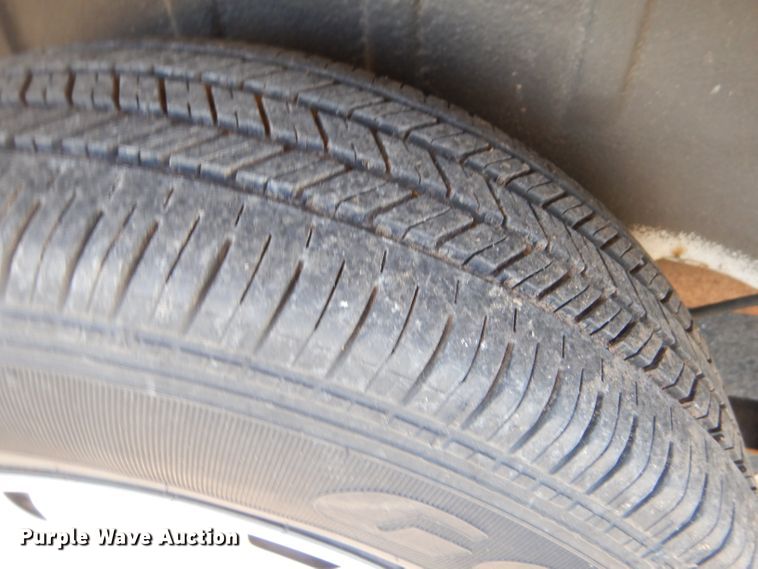 image for item GG9740 2006 Dodge Caravan van