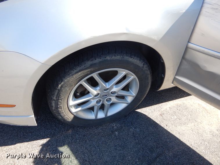 image for item GG9741 2011 Ford Fusion