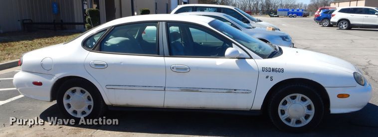 image for item GG9742 1998 Ford Taurus