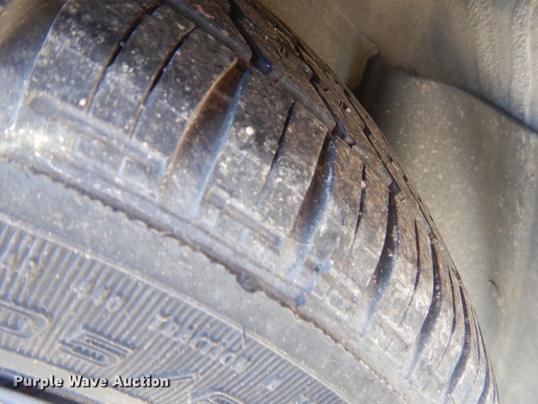 image for item GG9742 1998 Ford Taurus