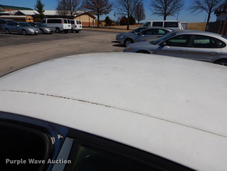 image for item GG9742 1998 Ford Taurus