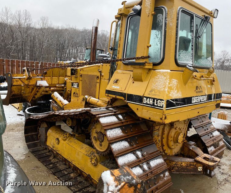 image for item GK9718 1993 Caterpillar D4H LGP Series III dozer