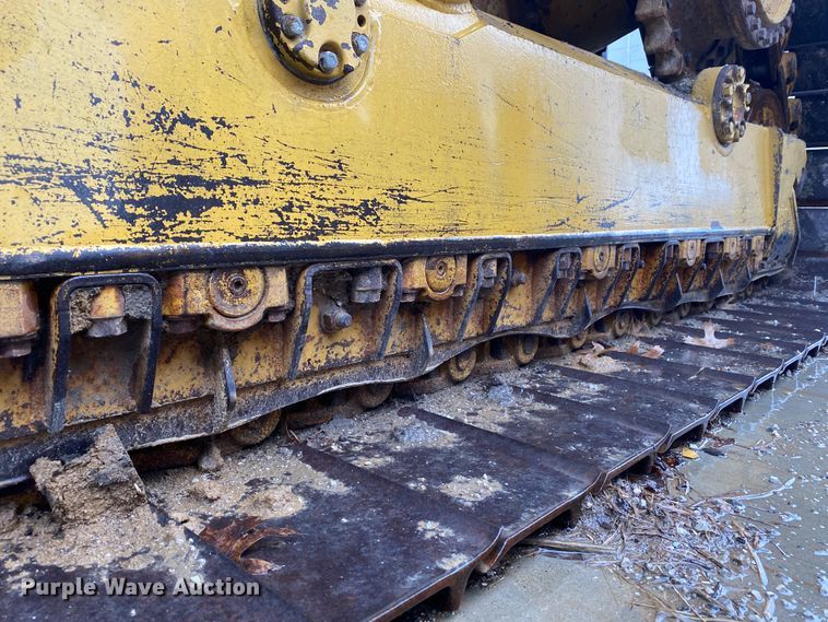 image for item GK9718 1993 Caterpillar D4H LGP Series III dozer