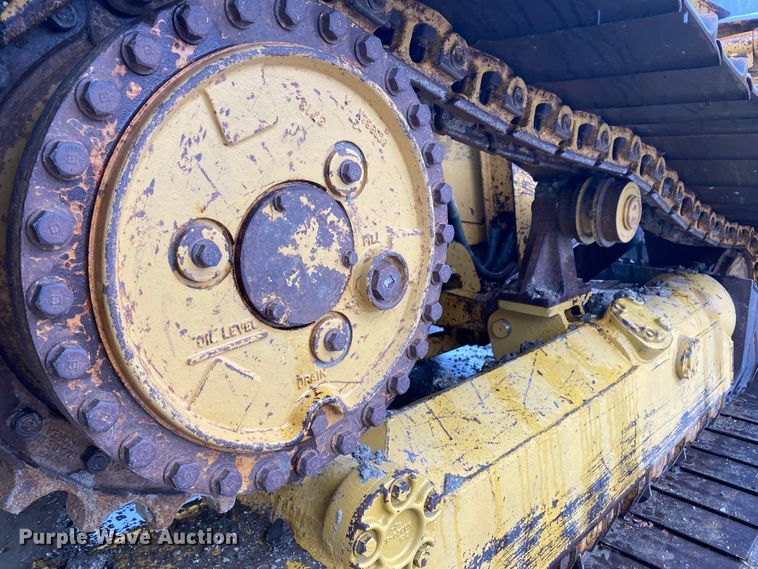 image for item GK9718 1993 Caterpillar D4H LGP Series III dozer