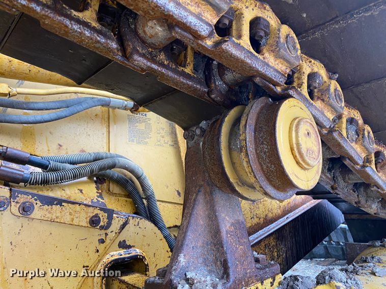 image for item GK9718 1993 Caterpillar D4H LGP Series III dozer