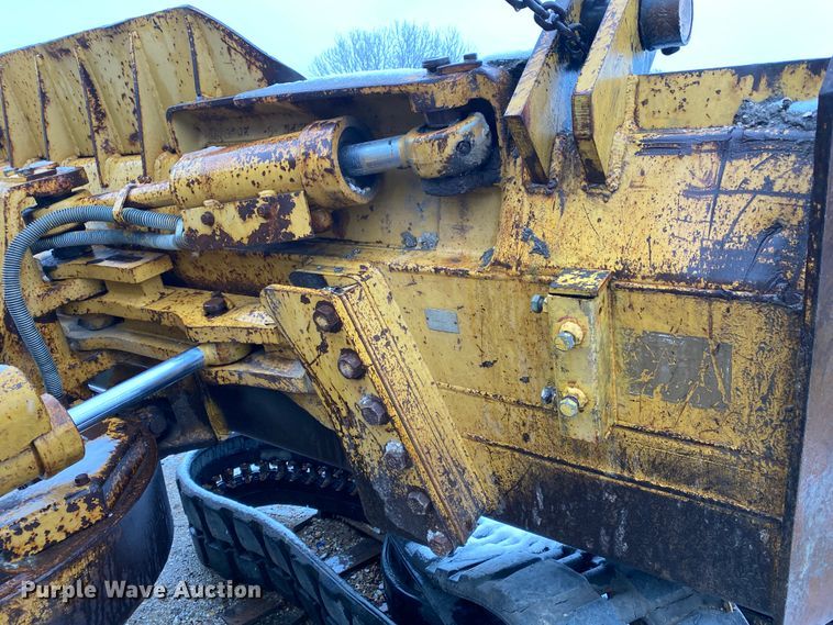 image for item GK9718 1993 Caterpillar D4H LGP Series III dozer
