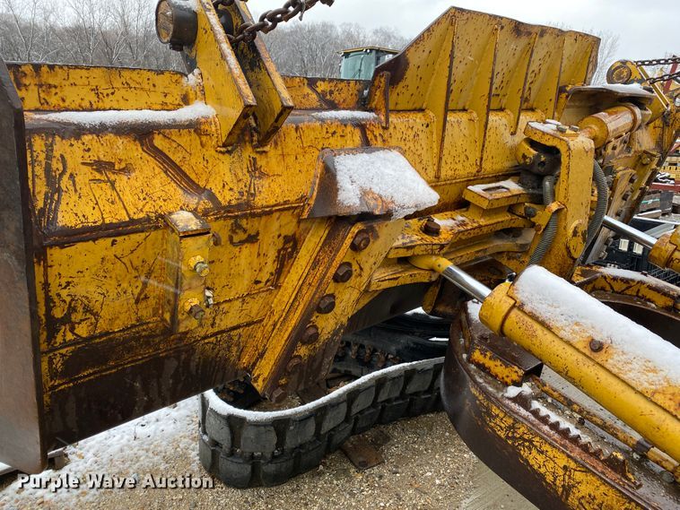 image for item GK9718 1993 Caterpillar D4H LGP Series III dozer