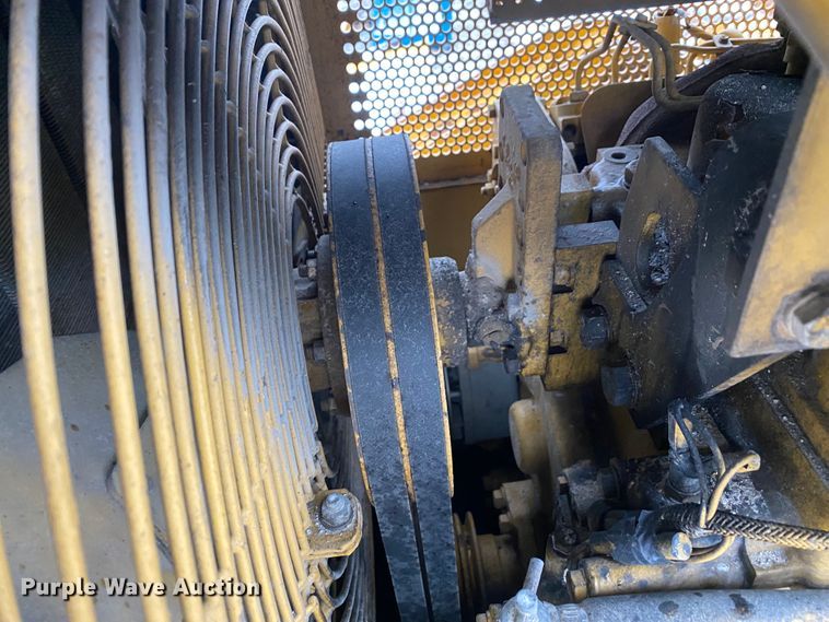 image for item GK9718 1993 Caterpillar D4H LGP Series III dozer