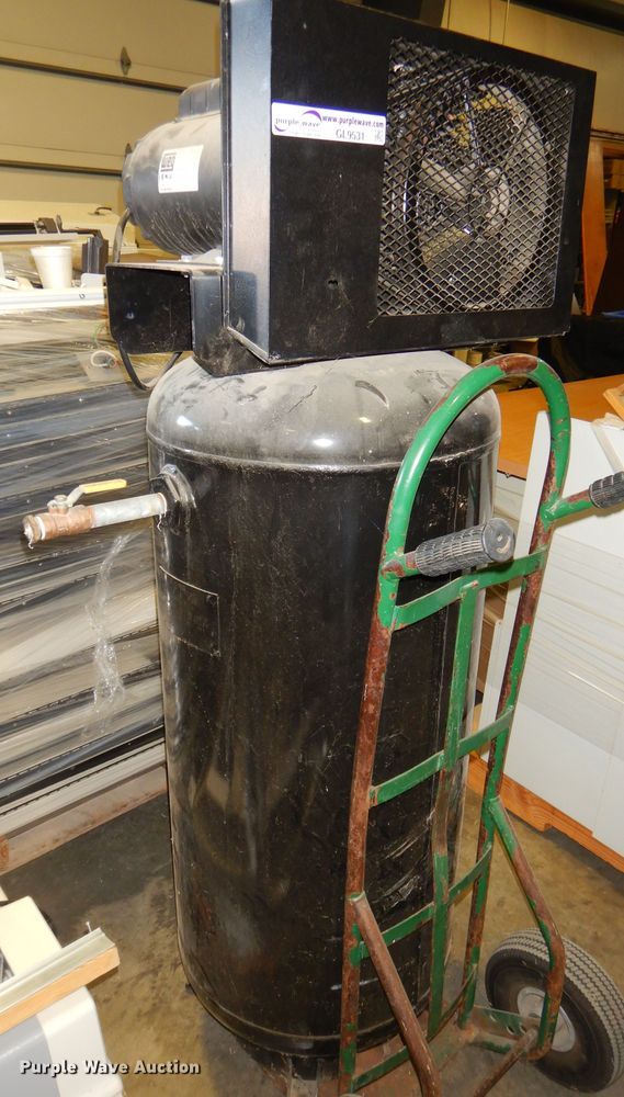 image for item GL9531 Air compressor