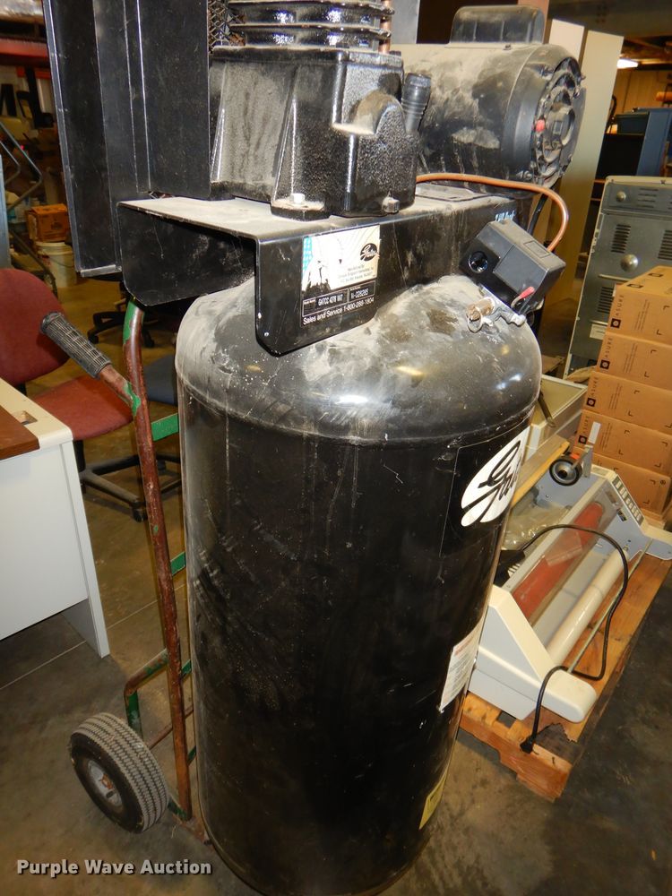 image for item GL9531 Air compressor