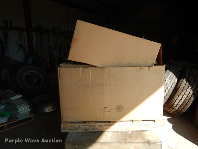 image for item GO9536 Automotive supplies