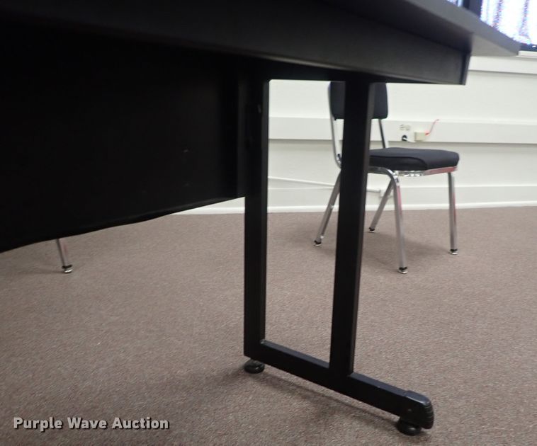 image for item GQ9988 (12) tables