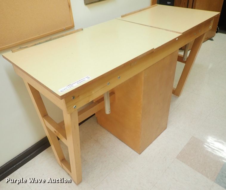 image for item GQ9990 Wood art desk