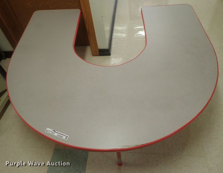 image for item GQ9992 Table