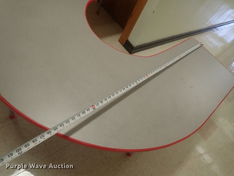 image for item GQ9992 Table