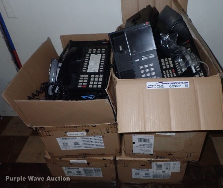 image for item GQ9993 Approximately 50 telephones