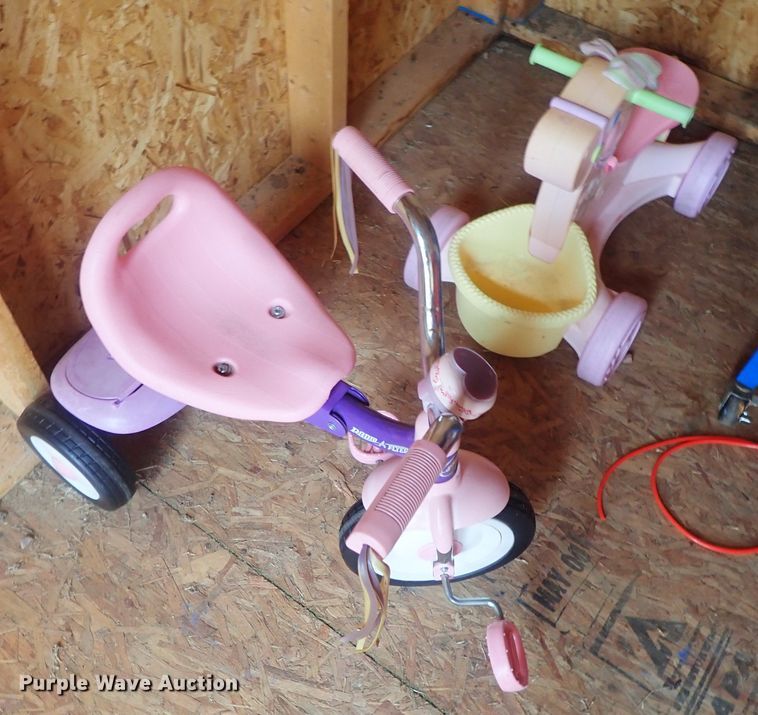 image for item GQ9994 Furniture