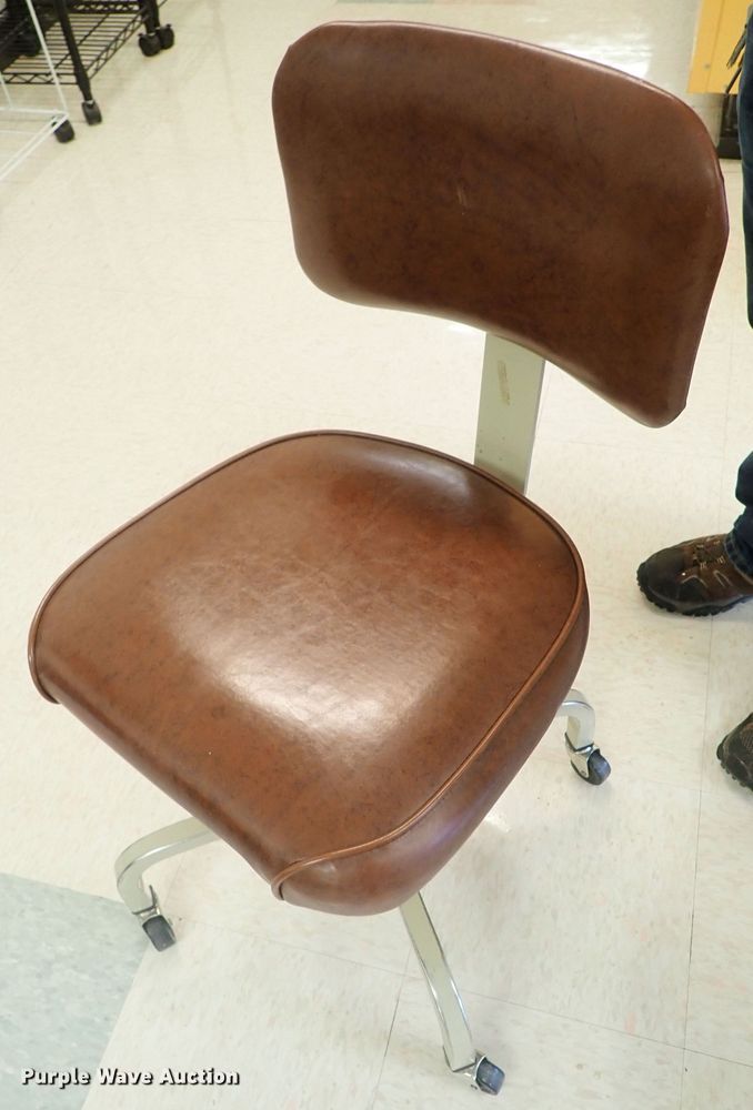 image for item GQ9994 Furniture