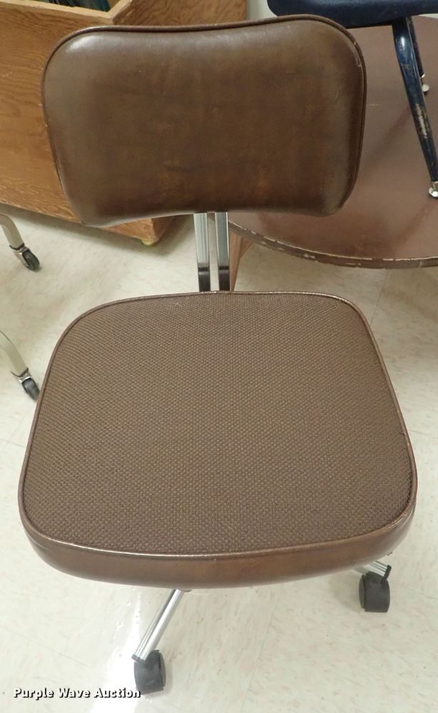 image for item GQ9994 Furniture