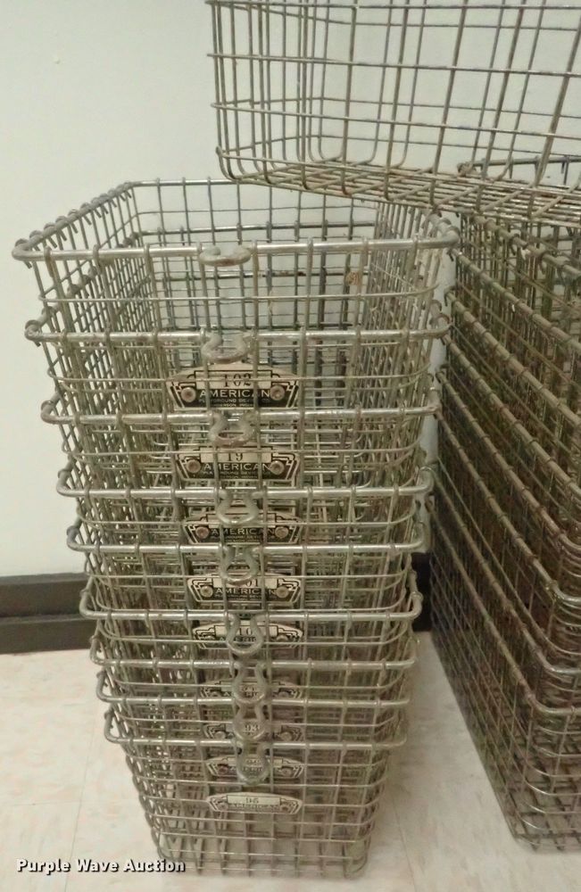 image for item GQ9996 (18) metal baskets