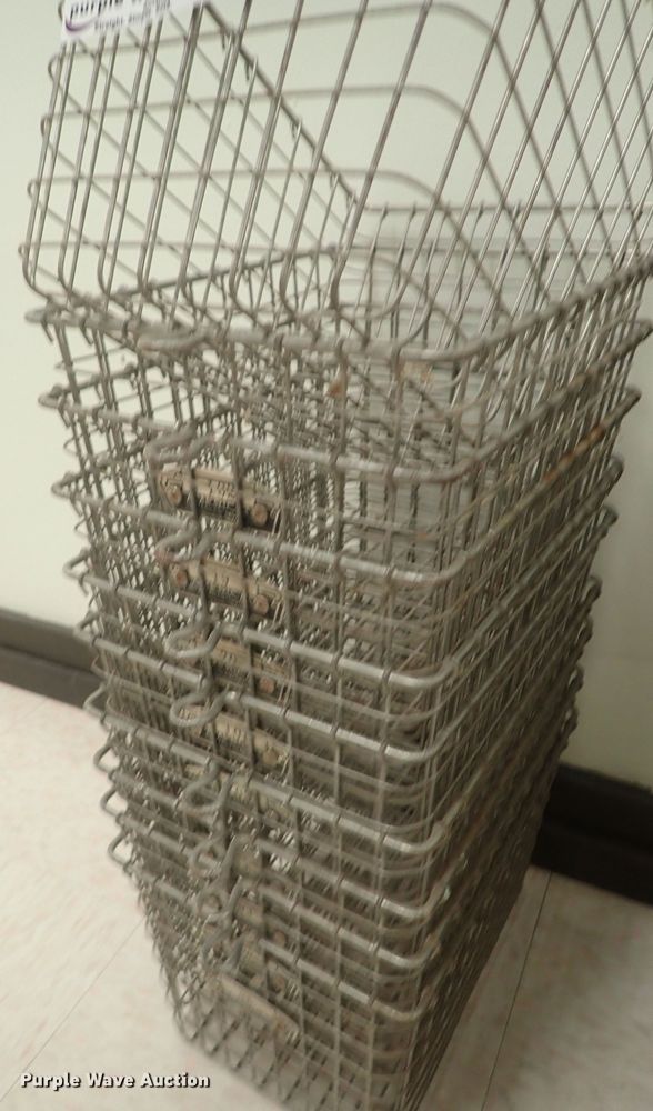image for item GQ9996 (18) metal baskets