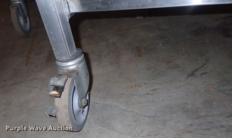 image for item GR9000 (3) serving carts