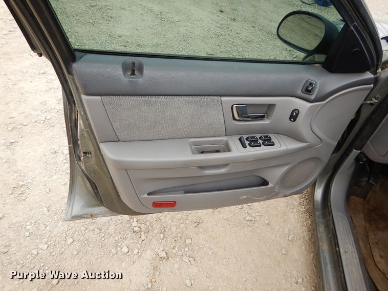 image for item GT9739 2001 Ford Taurus