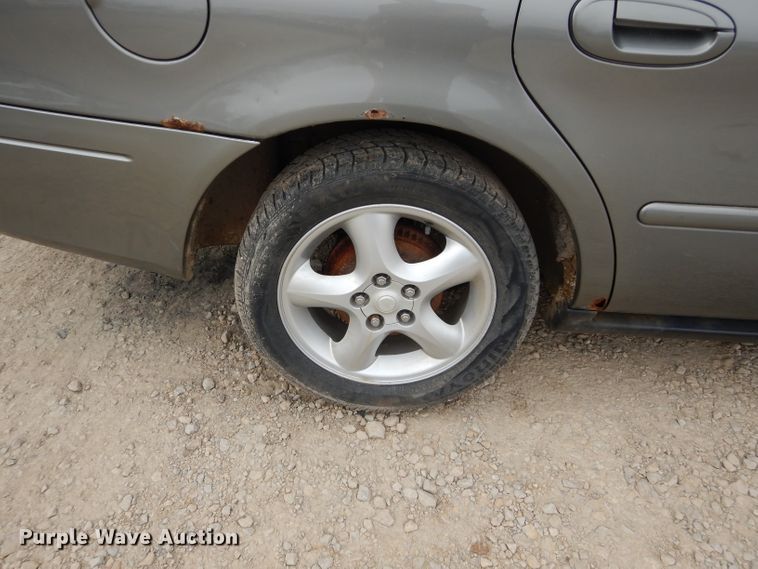 image for item GT9739 2001 Ford Taurus