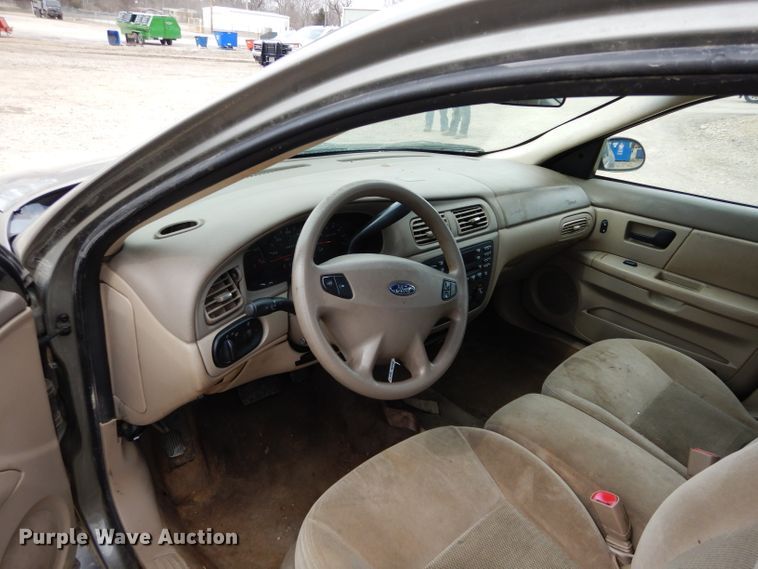 image for item GT9744 2003 Ford Taurus