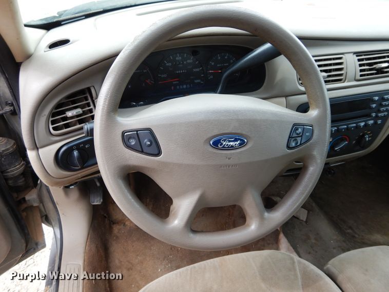 image for item GT9744 2003 Ford Taurus