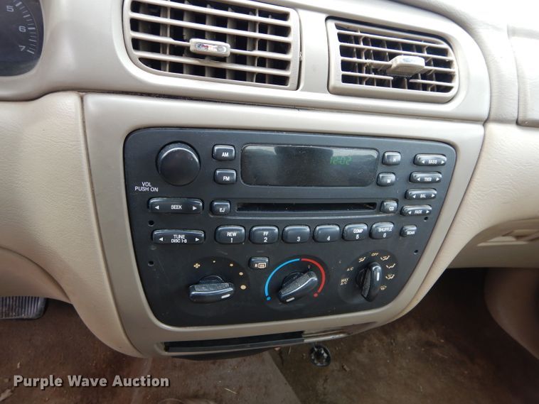 image for item GT9744 2003 Ford Taurus