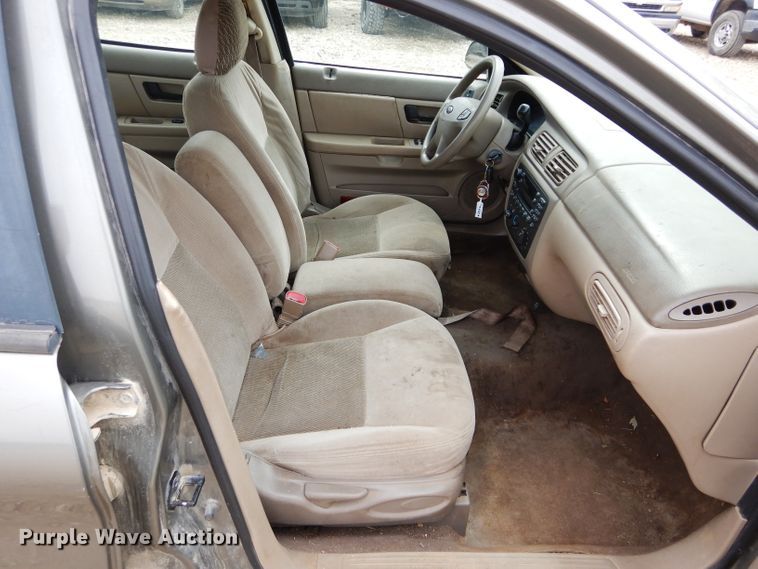 image for item GT9744 2003 Ford Taurus