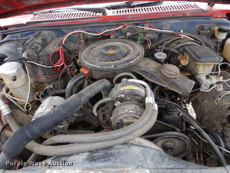 image for item GT9746 1985 Chevrolet S10 pickup truck