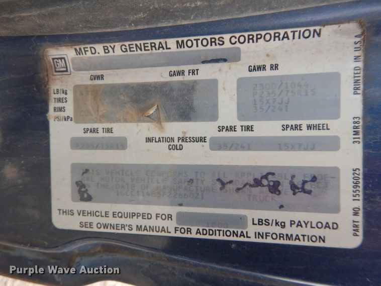 image for item GT9746 1985 Chevrolet S10 pickup truck