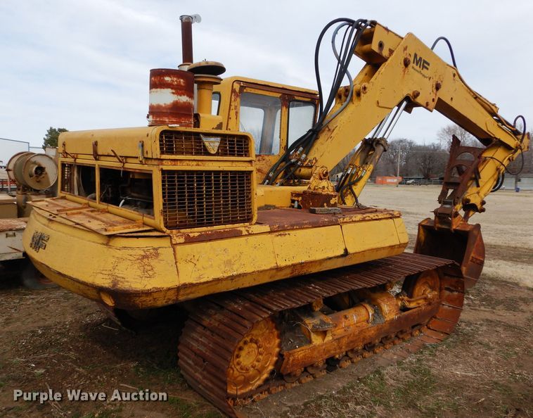Massey Ferguson MF450 excavator in Eureka, KS | Item GT9749 sold ...
