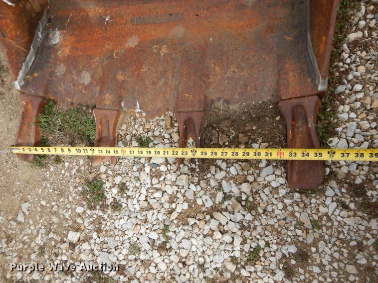 image for item GT9749 Massey Ferguson MF450 excavator