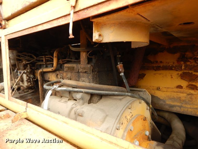 image for item GT9749 Massey Ferguson MF450 excavator