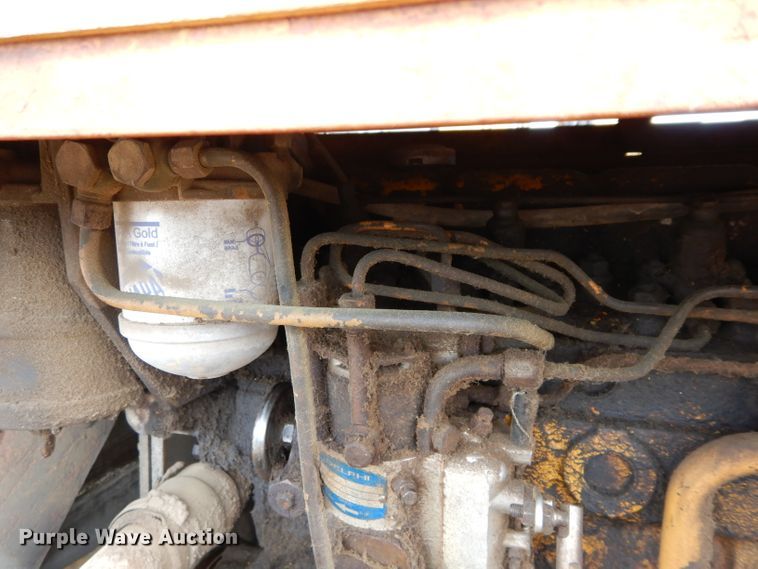 image for item GT9749 Massey Ferguson MF450 excavator