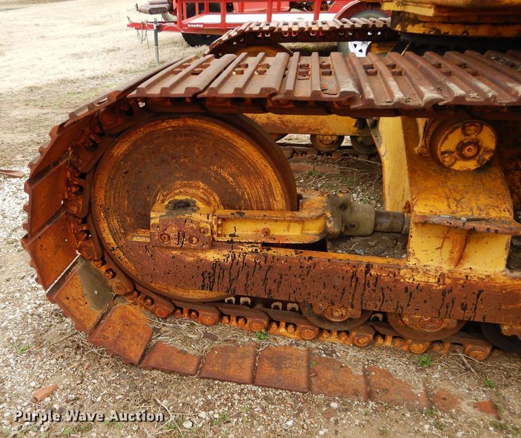 image for item GT9749 Massey Ferguson MF450 excavator