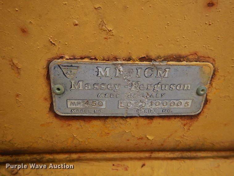 image for item GT9749 Massey Ferguson MF450 excavator