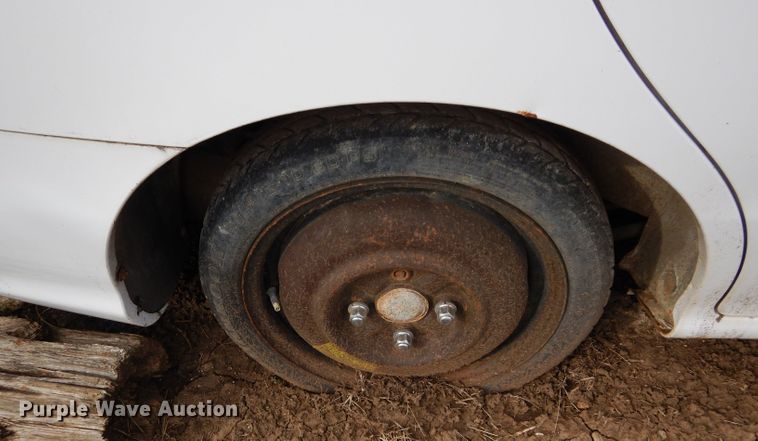 image for item GT9750 2000 Hyundai Elantra