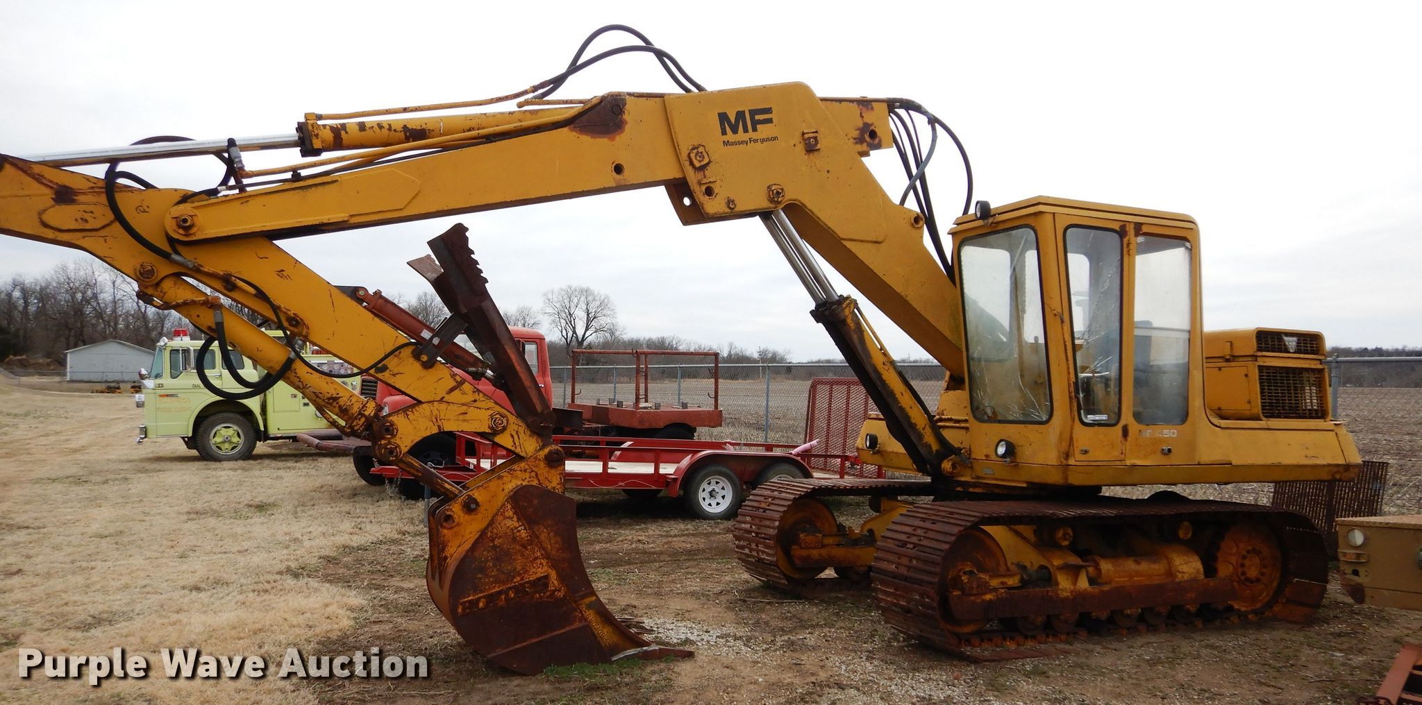 Massey Ferguson MF450 excavator in Eureka, KS | Item GT9749 sold ...