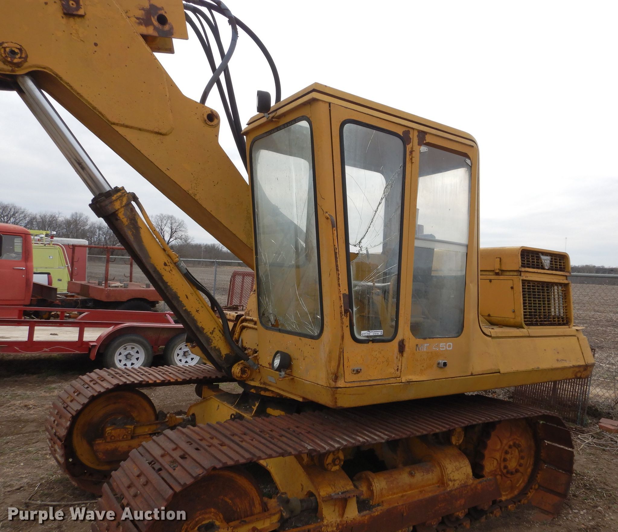 Massey Ferguson MF450 excavator in Eureka, KS | Item GT9749 sold ...