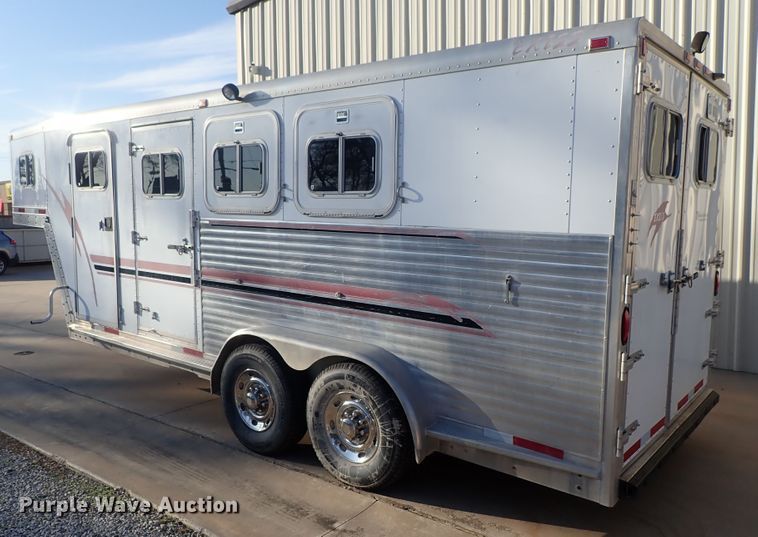 image for item DC3294 1999 Exiss Maximum SX horse trailer