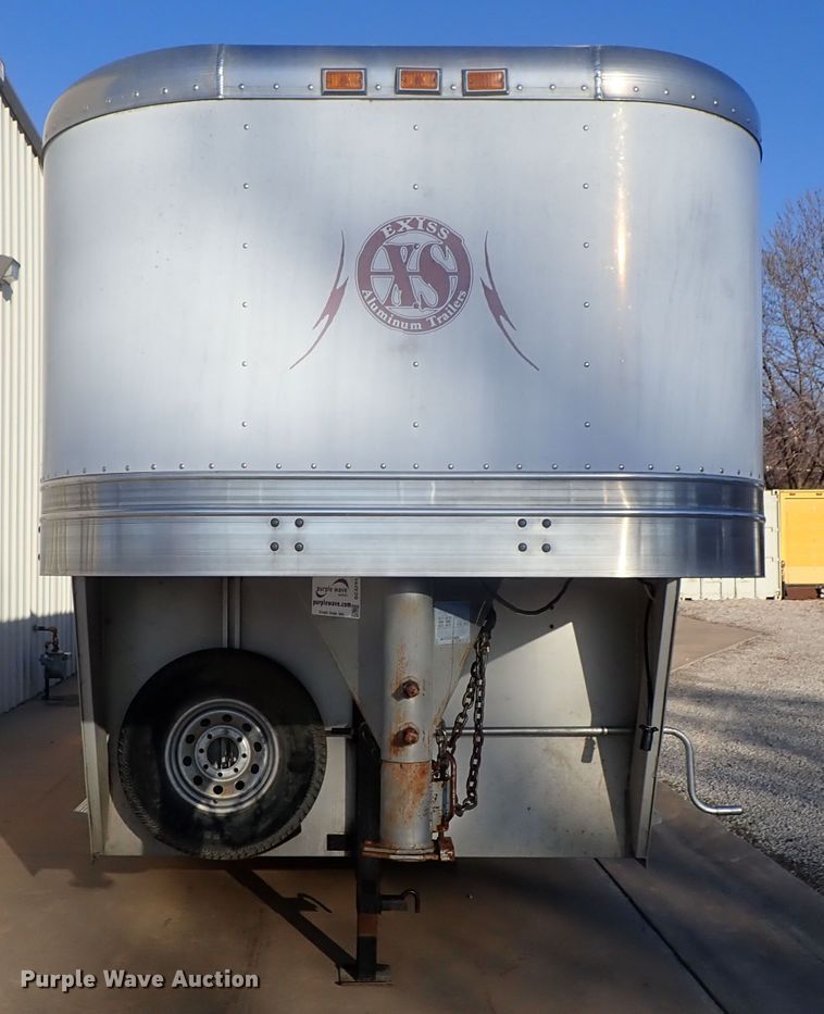 image for item DC3294 1999 Exiss Maximum SX horse trailer