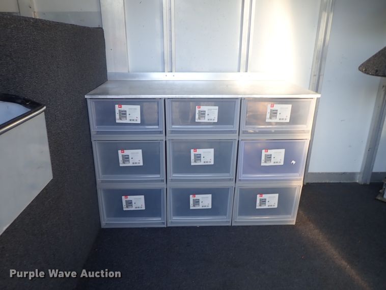 image for item DC3294 1999 Exiss Maximum SX horse trailer