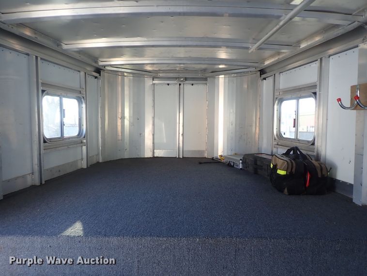 image for item DC3294 1999 Exiss Maximum SX horse trailer